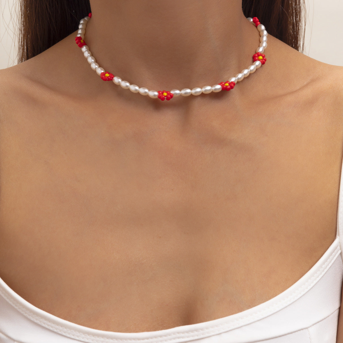 Planderful Vienna Verve Bohemian Daisy Collarbone Necklace Beaded Imitation Pearl For Boho Chic Women