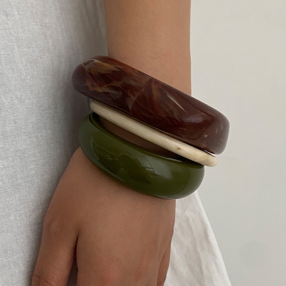 Resin C-Shaped Open Bracelet Design Irregular Geometric Bracelet