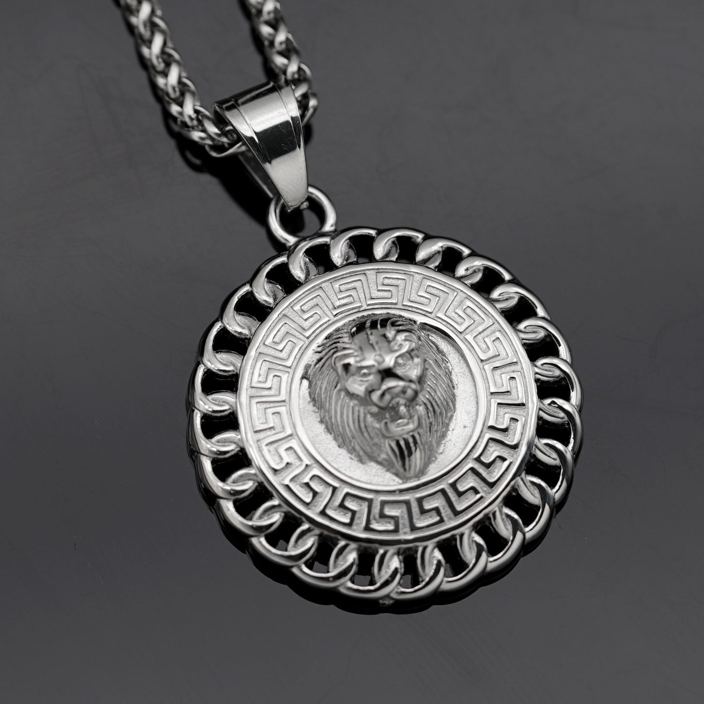Planderful Titanium Steel Lion Head Pendant Necklace Unisex