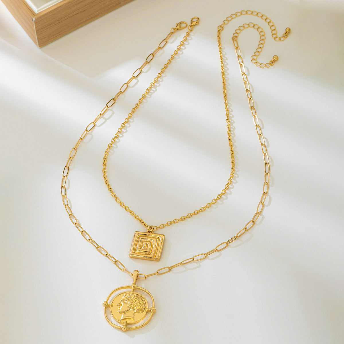 Planderful Vienna Verve Coin Pendant Necklace – Vintage Ancient Greek Goddess Design