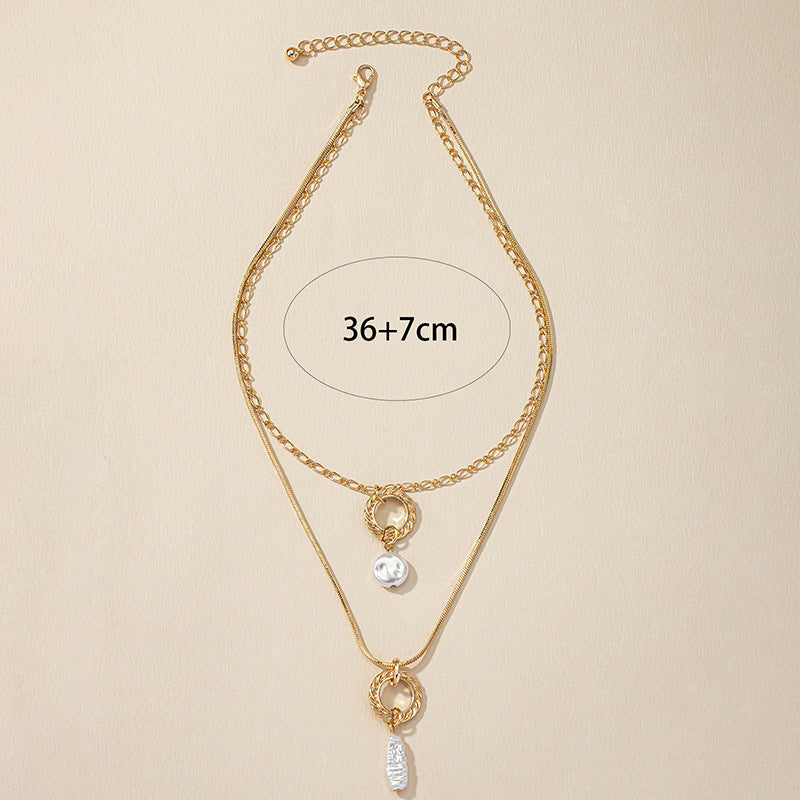 Elegant Double-Layer Pearl Pendant Necklace with Metal Collarbone Chain