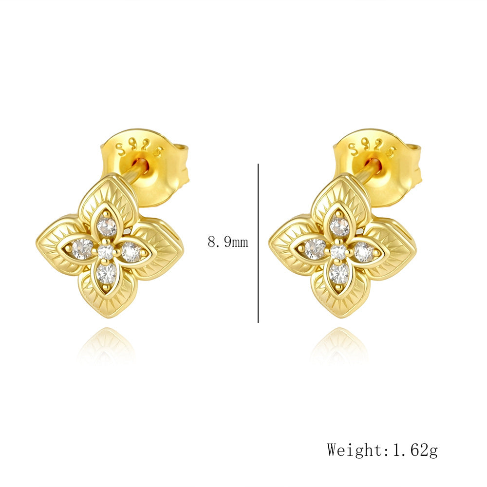 Hot Sale In Europe And America S925 Sterling Silver Zircon Clover Earrings