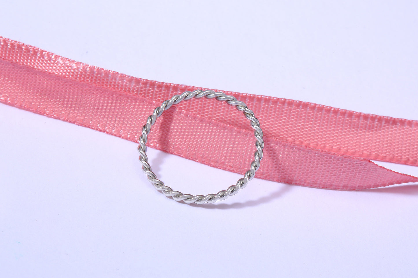 Jewelry 18K Gold Japan and Korea Titanium Steel Twisted Ring