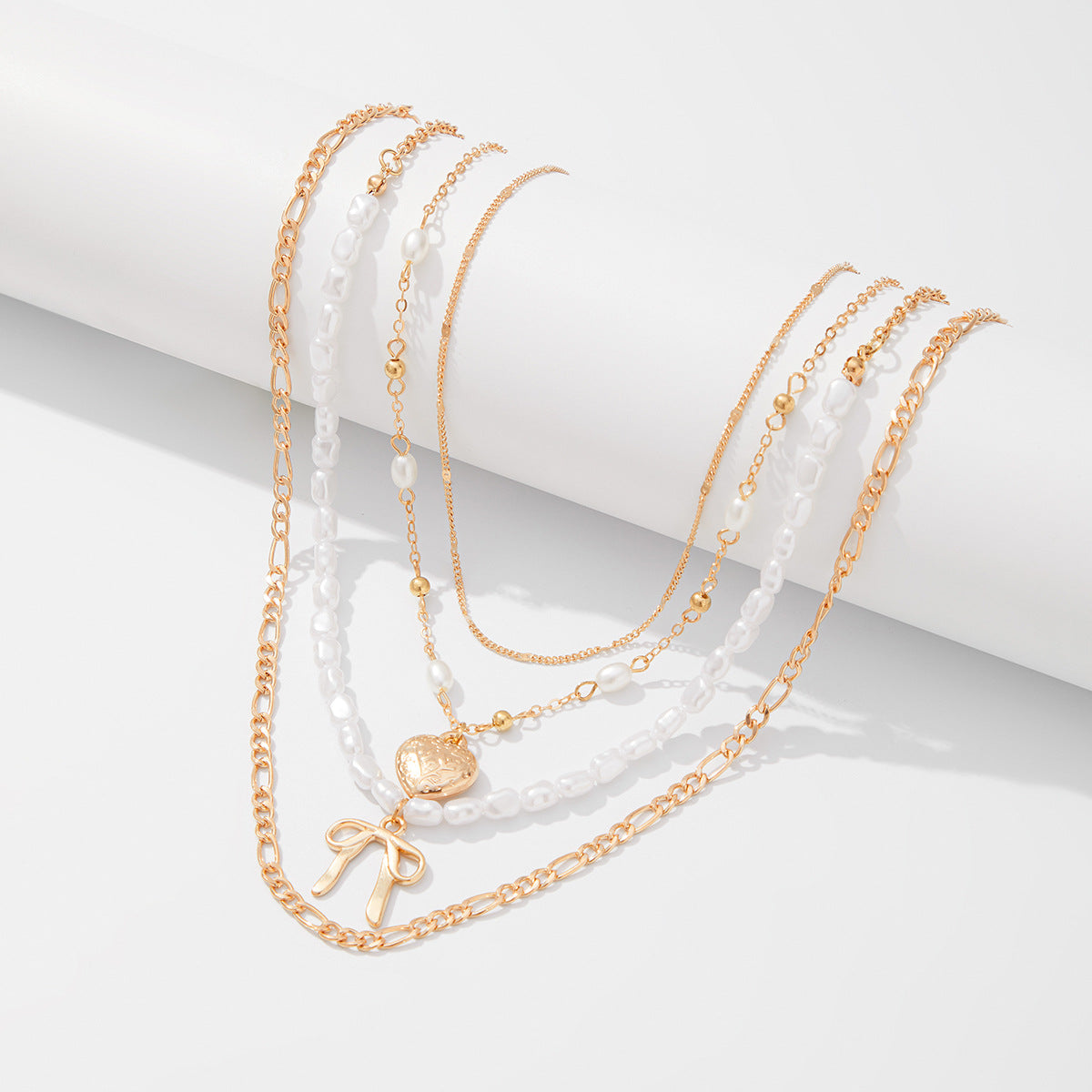 Planderful Vienna Verve Necklace – Elegant Personalized Bow Design