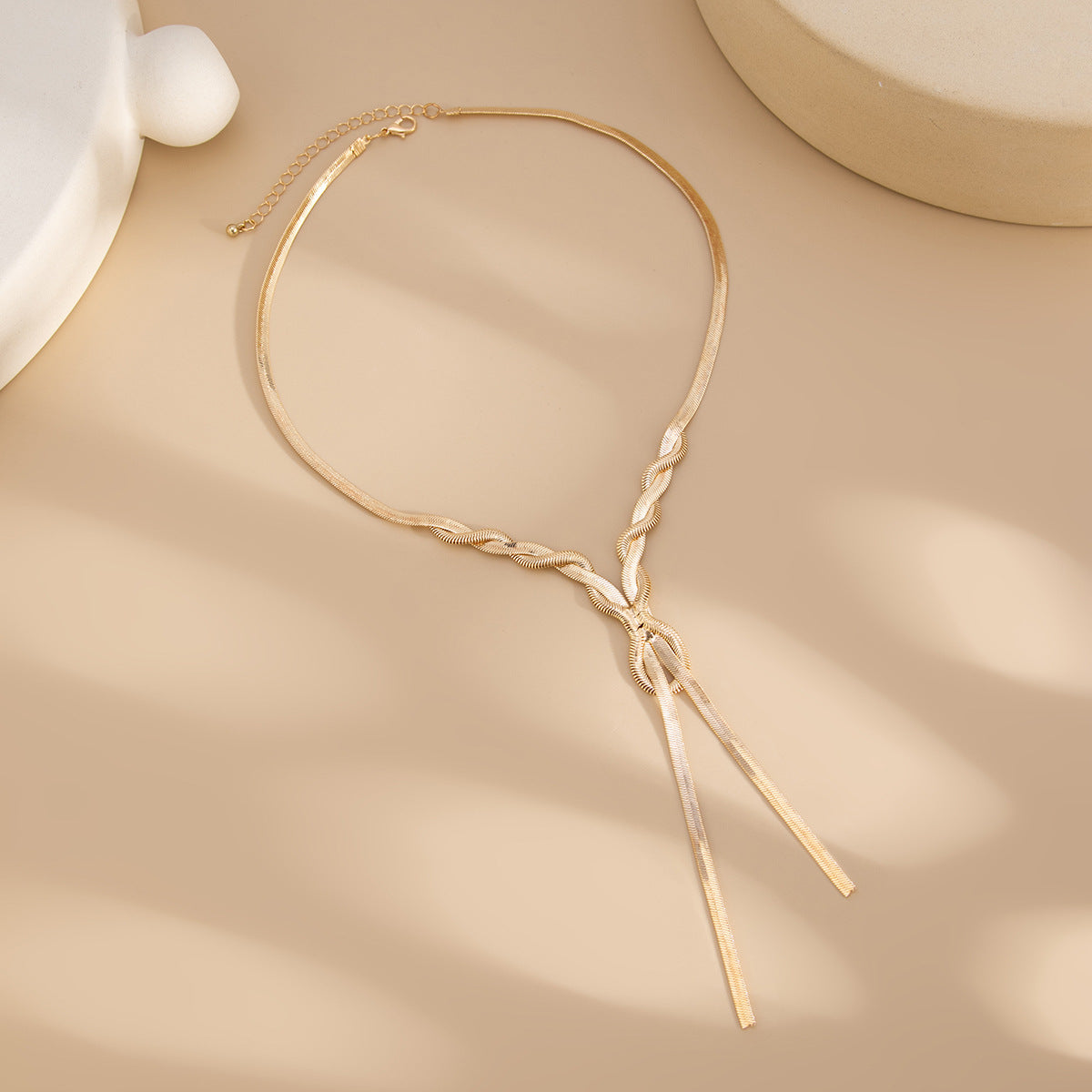 Planderful Vienna Verve Necklace – Elegant Irregular Design