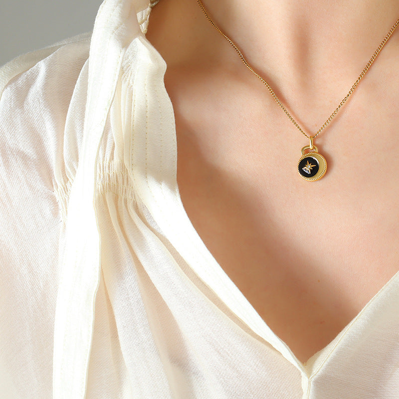 Retro Mango Round Pendant Necklace with Titanium Gold-Plating - Everyday Genie Collection