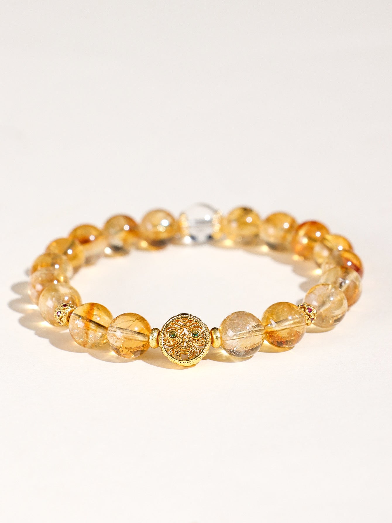 Planderful Fortune's Favor Bracelet – Elegant White Crystal Design