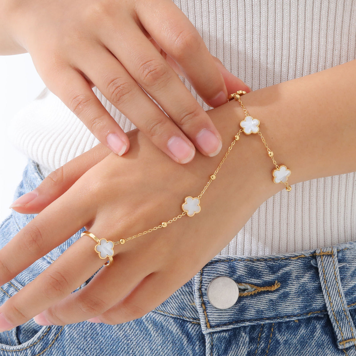 Stainless Steel White Shell Flower Beaded Finger Bracelet Gold