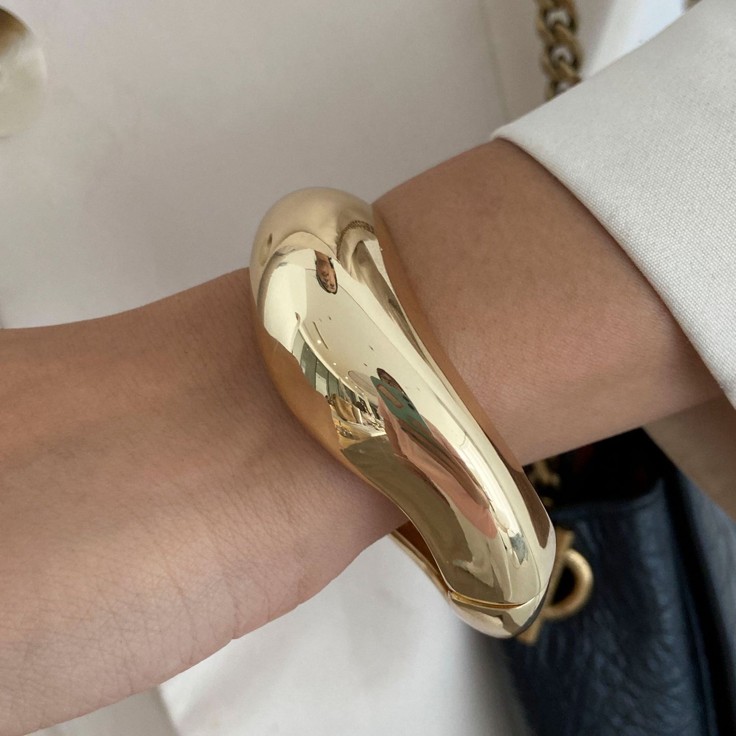 Street Shot Smudging Irregular Wide Bracelet Geometric Exaggeration Spring Buckle Opening Bracelet