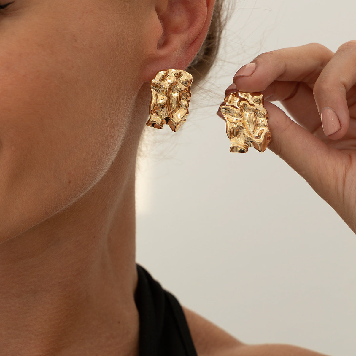 Planderful Vienna Verve Earrings – Elegant Fold Design