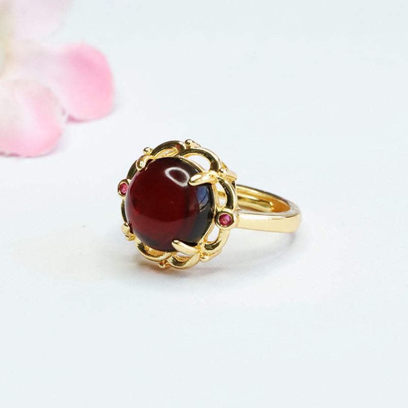 Elegant Hollow Flower Beeswax Amber Women's Ring