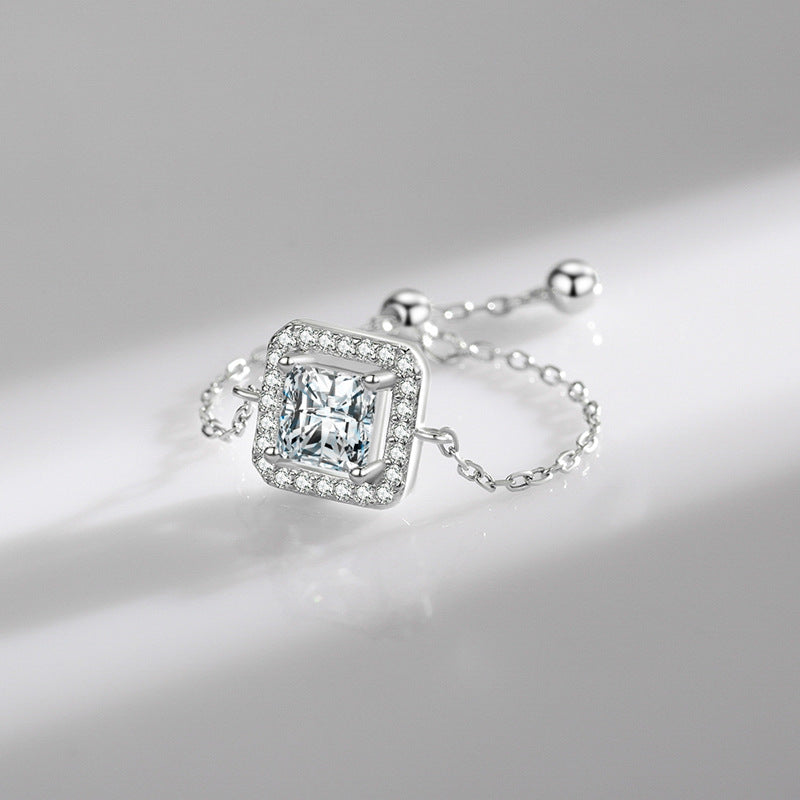 Sterling Silver Zirconia Ring: Everyday Genie Collection