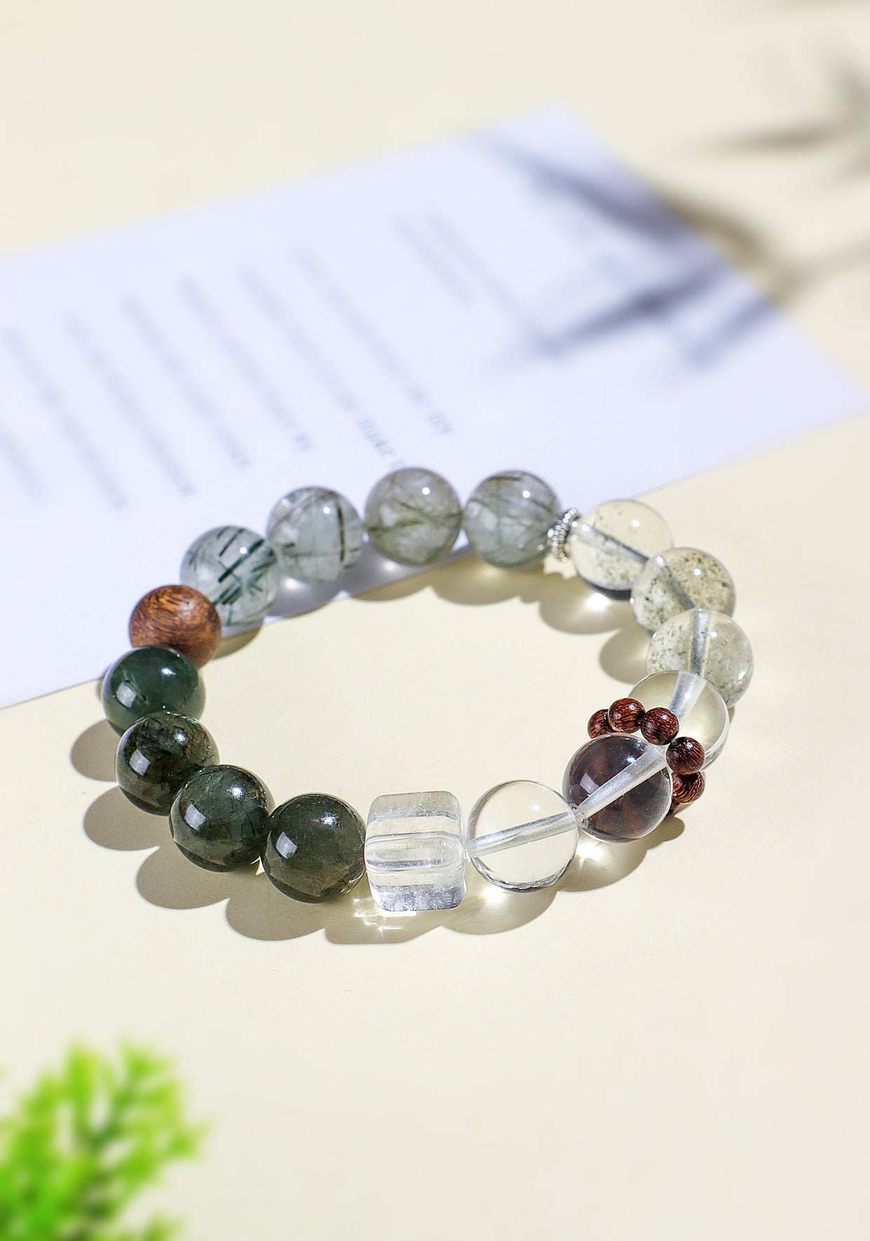 Planderful Fortune's Favor Bracelet – Natural Green Crystal Beads