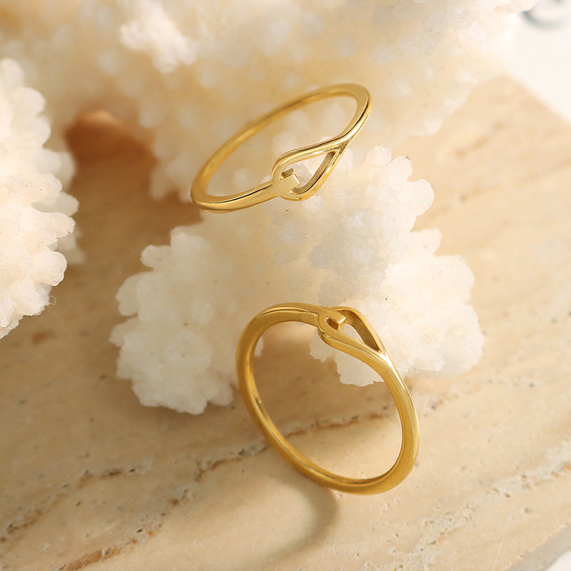 Exquisite Hollow Love Ring Plated with 18K Gold - Everyday Genie Collection