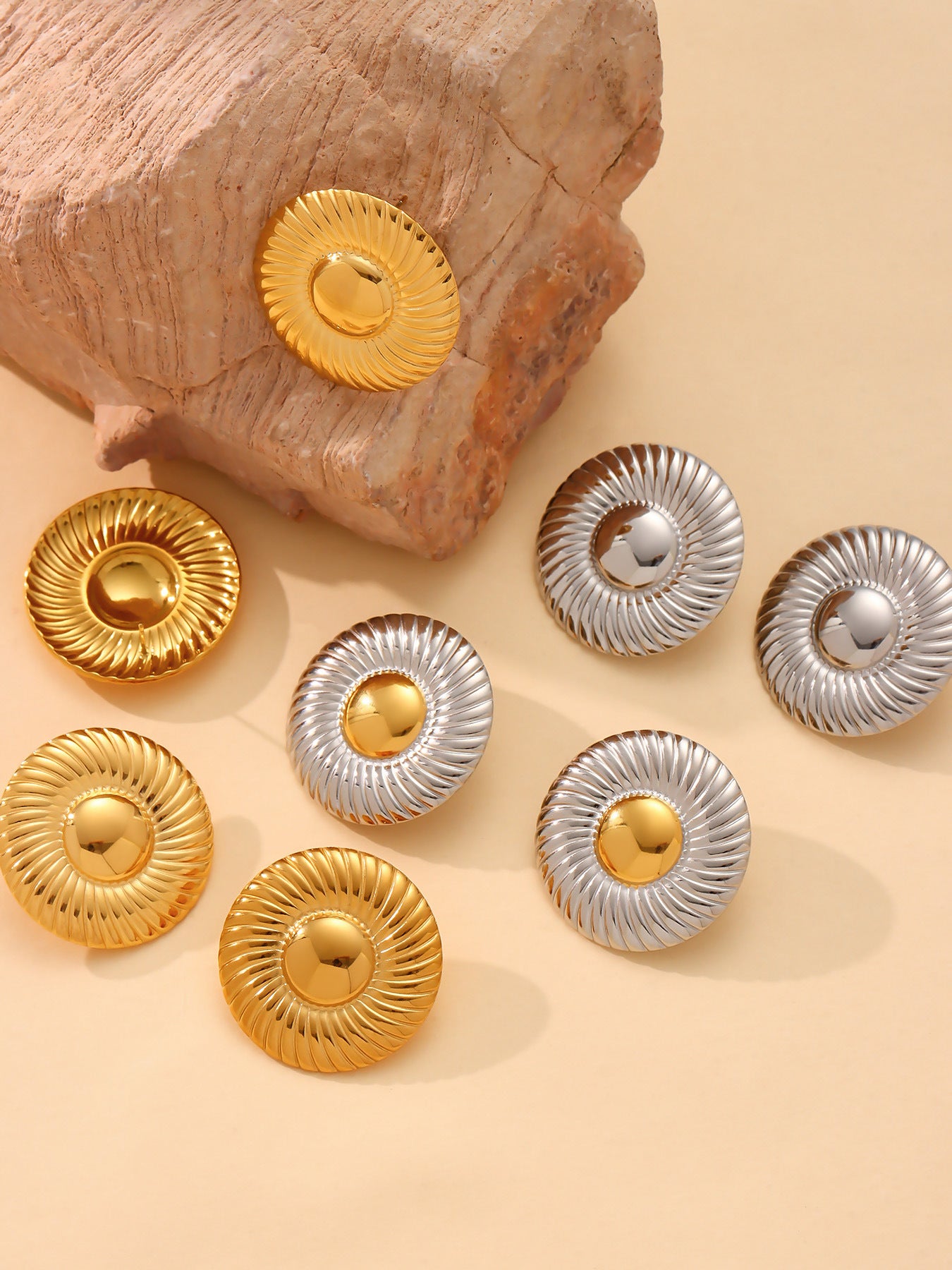 Planderful Circle Stud Earrings 18K Gold Plated For Women