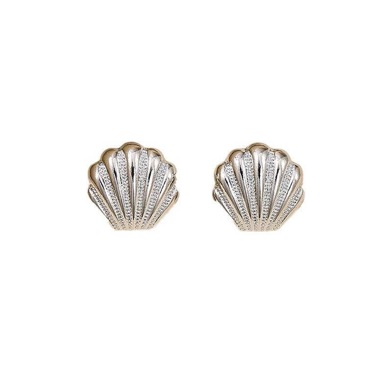 Wholesale European and American Heart Shell Earrings - Vienna Verve Collection