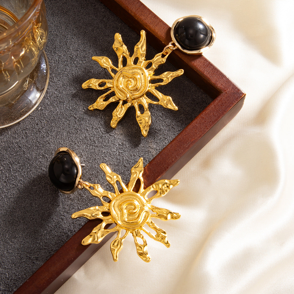 Planderful Sunflower Pendant Earrings Hammered Texture Vintage European American Style For Women Statement Jewelry