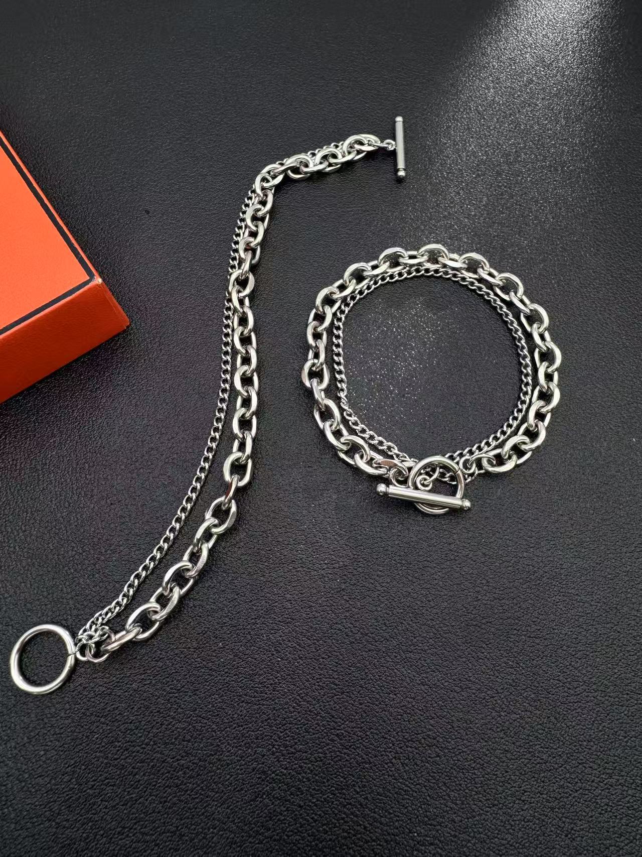 Planderful Jewelry Titanium Steel OT Buckle Unisex Bracelet