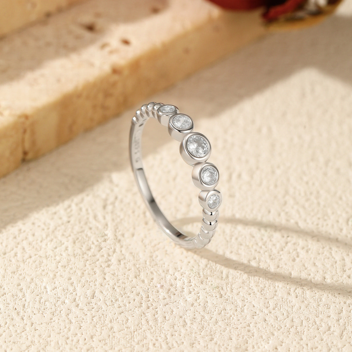 S925 Sterling Silver Bubble-Set Moissanite Ring