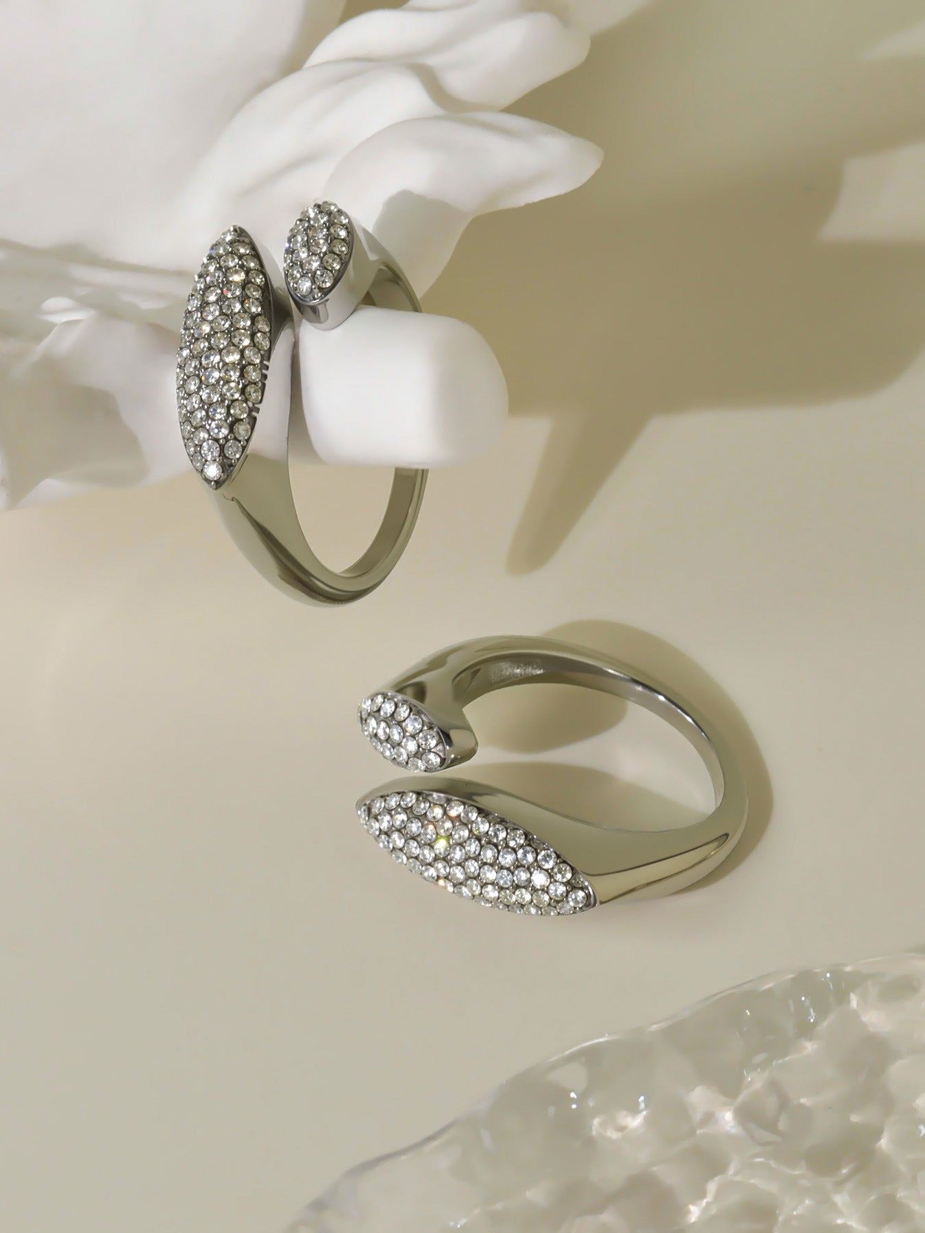 Planderful Genie Stainless Steel Zircon Ring Unisex