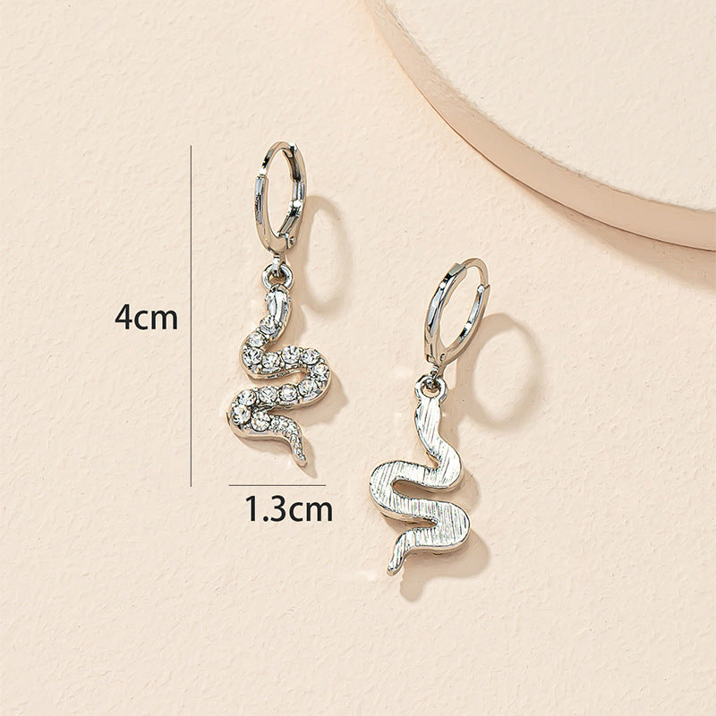 Luxurious Snake Earrings - Vintage Chic Women's Jewelry