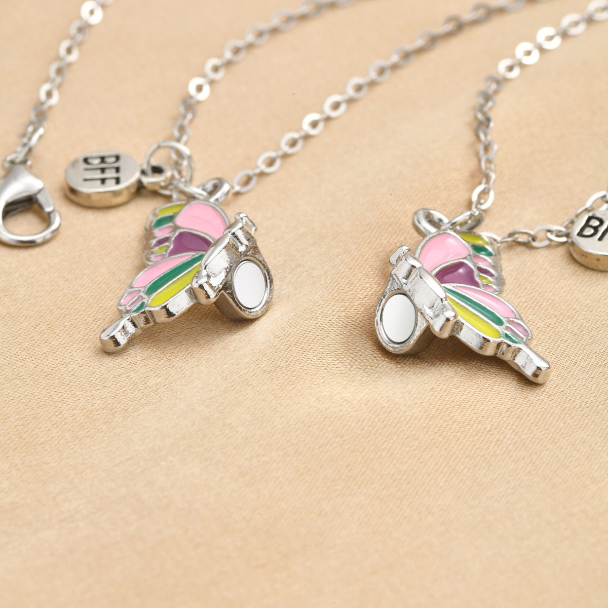 Women's Alloy Strawberry Dopamine Pendant Necklace Two-Piece Set Clavicle Chain