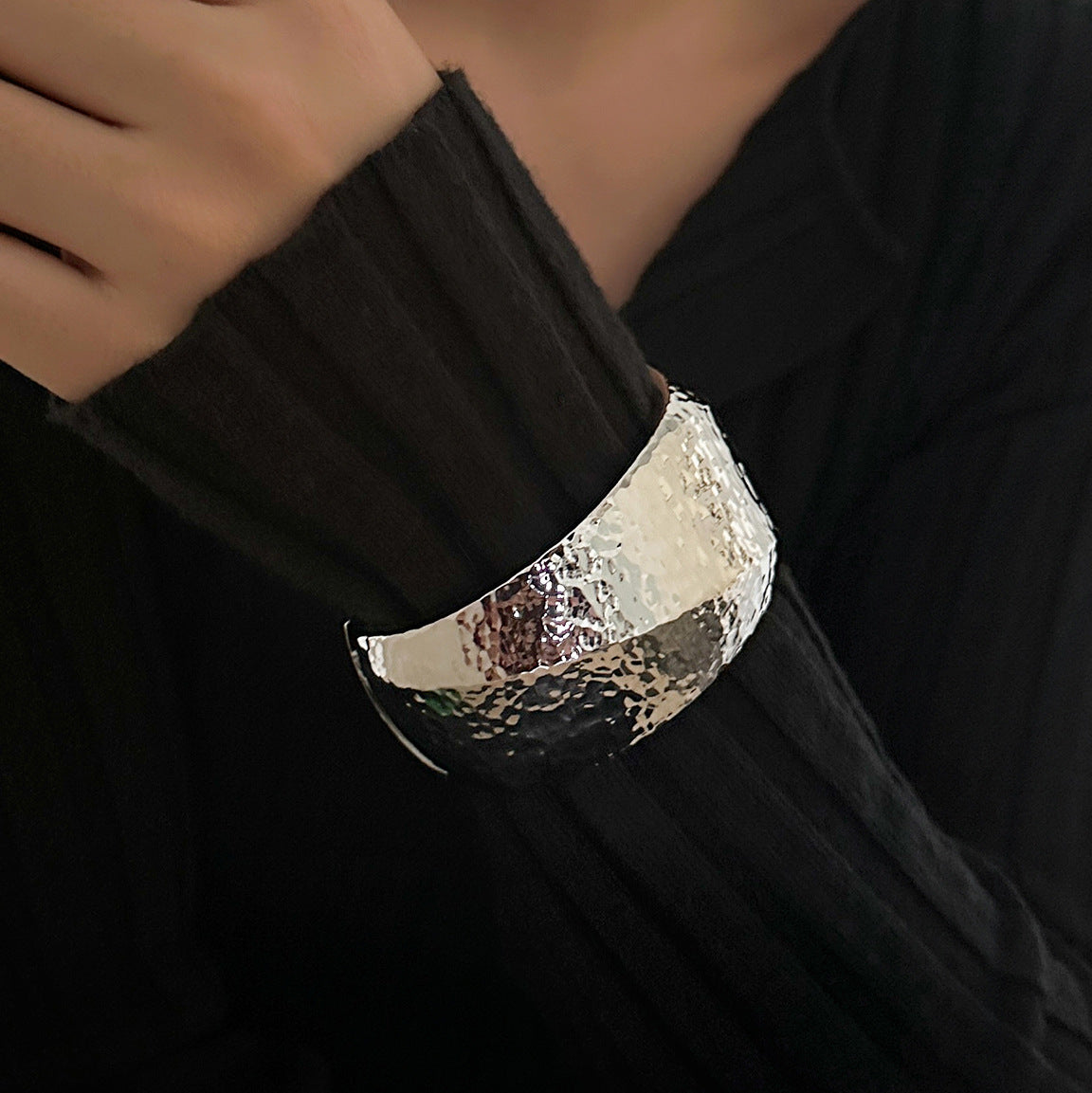 Exaggerated Water Ripple Smooth Surface Wide Bracelet Alloy Ring Bracelet