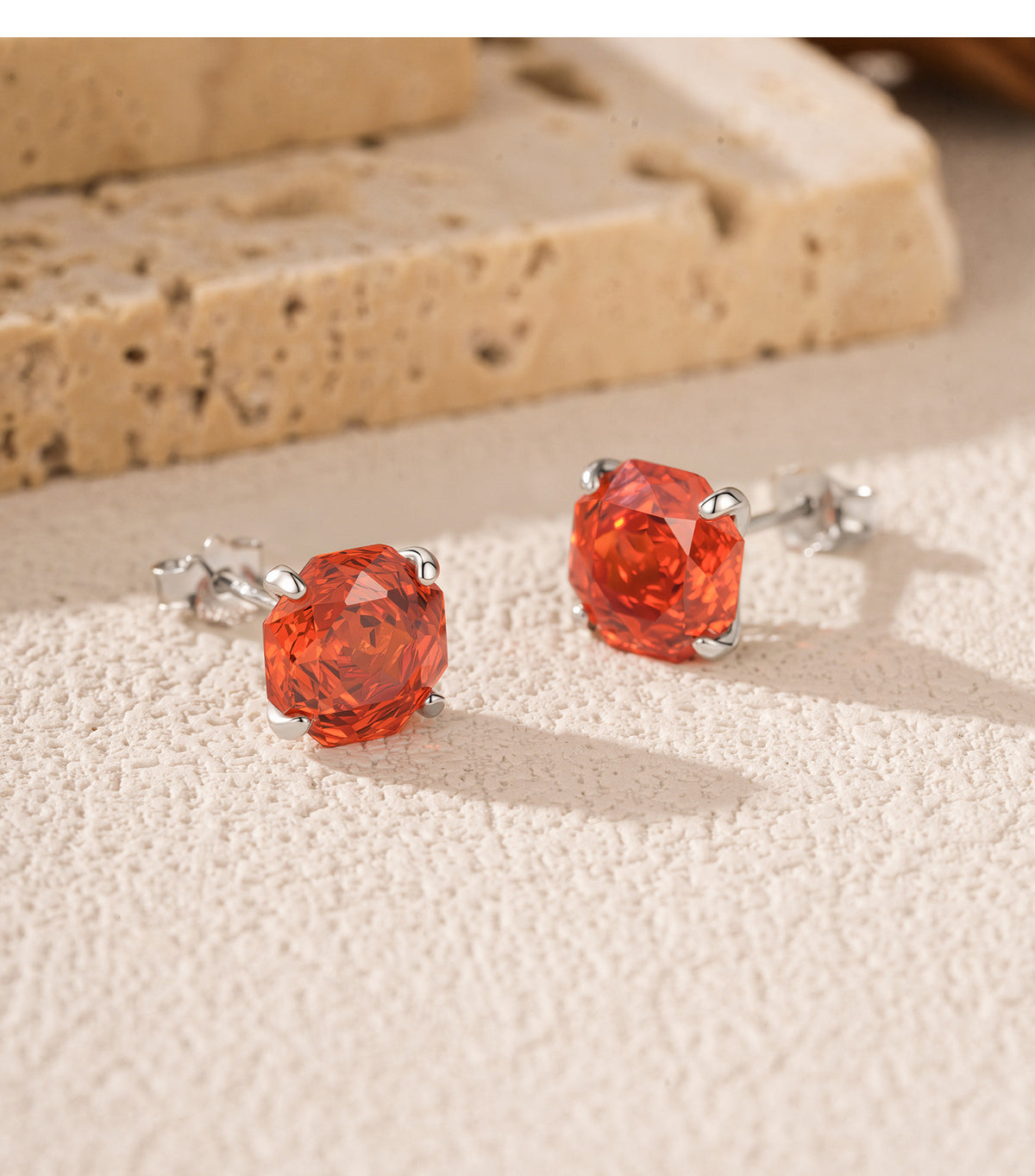 925 Sterling Silver Red Rose-Cut Zircon Cartilage Stud