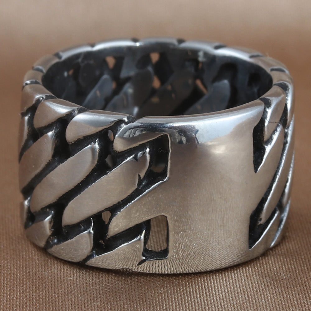 Personalized Retro Titanium Steel Locomotive Chain Ring for Men - Trendy Stainless Steel Accessories