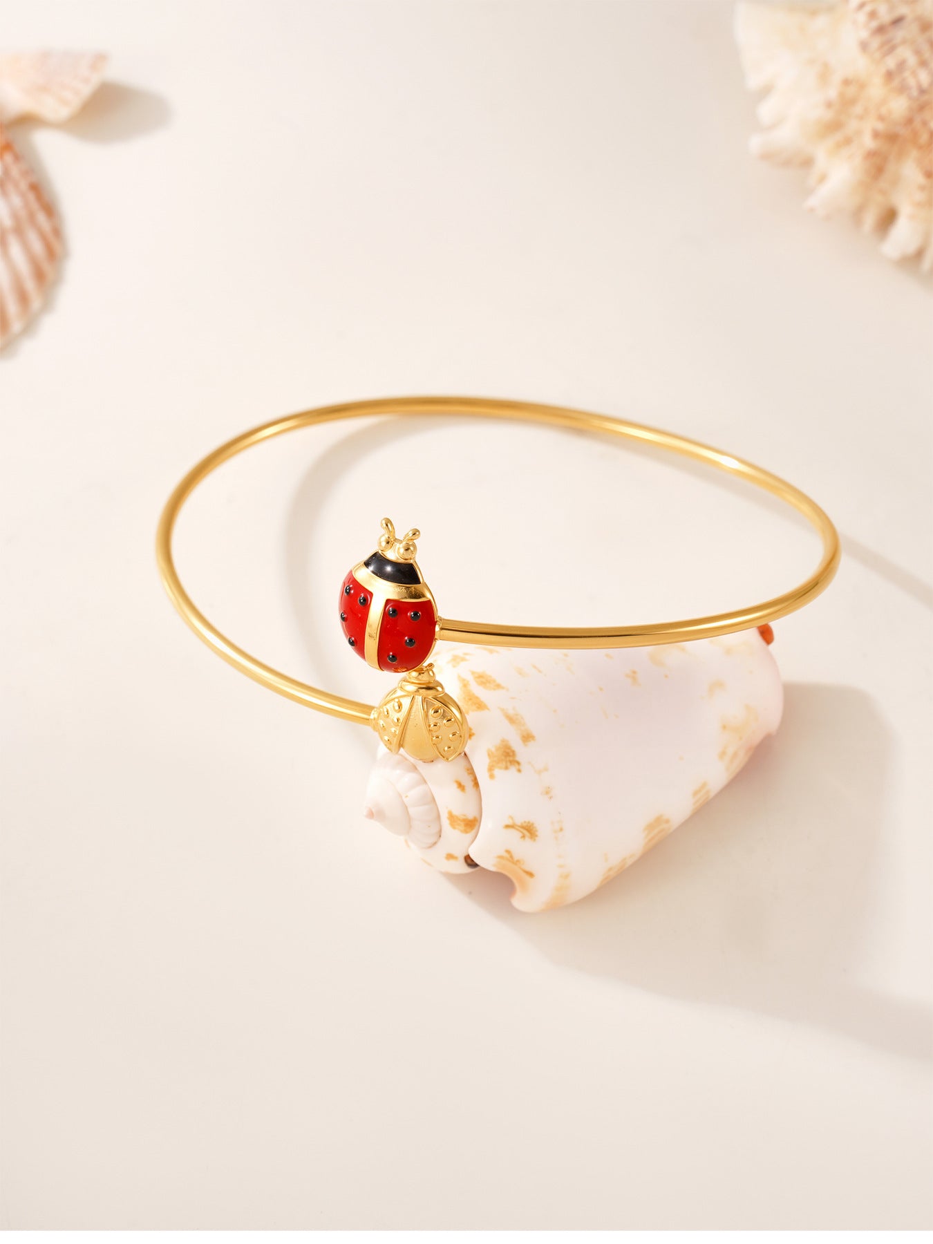 Planderful Genie Bee Starfish Zircon Bracelet For Her