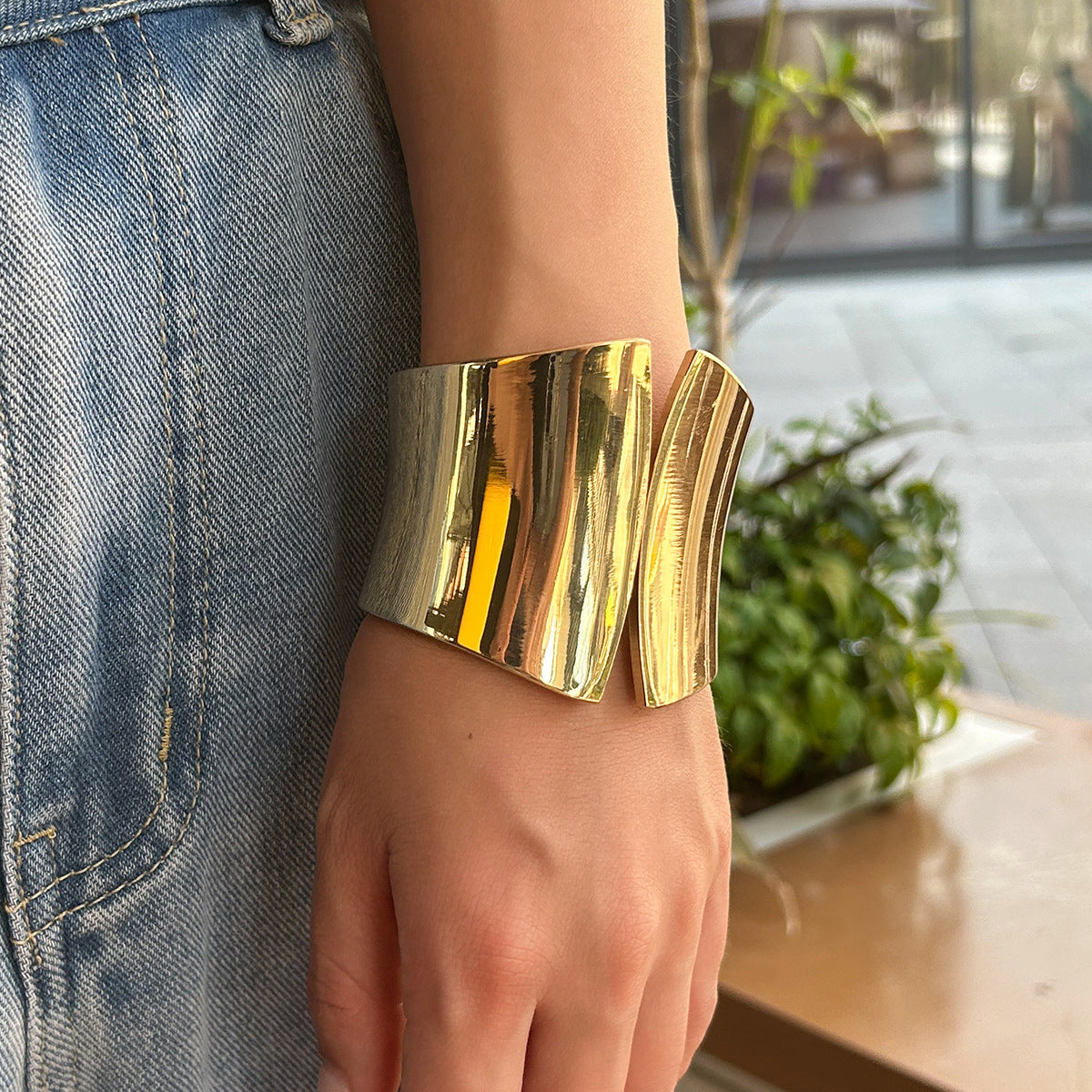 Stacking Exaggerated African Wide Bracelet Retro Hug Irregular Alloy Open Bracelet