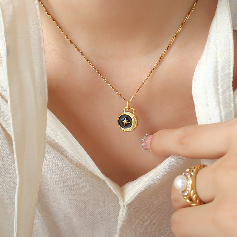 Retro Mango Round Pendant Necklace with Titanium Gold-Plating - Everyday Genie Collection