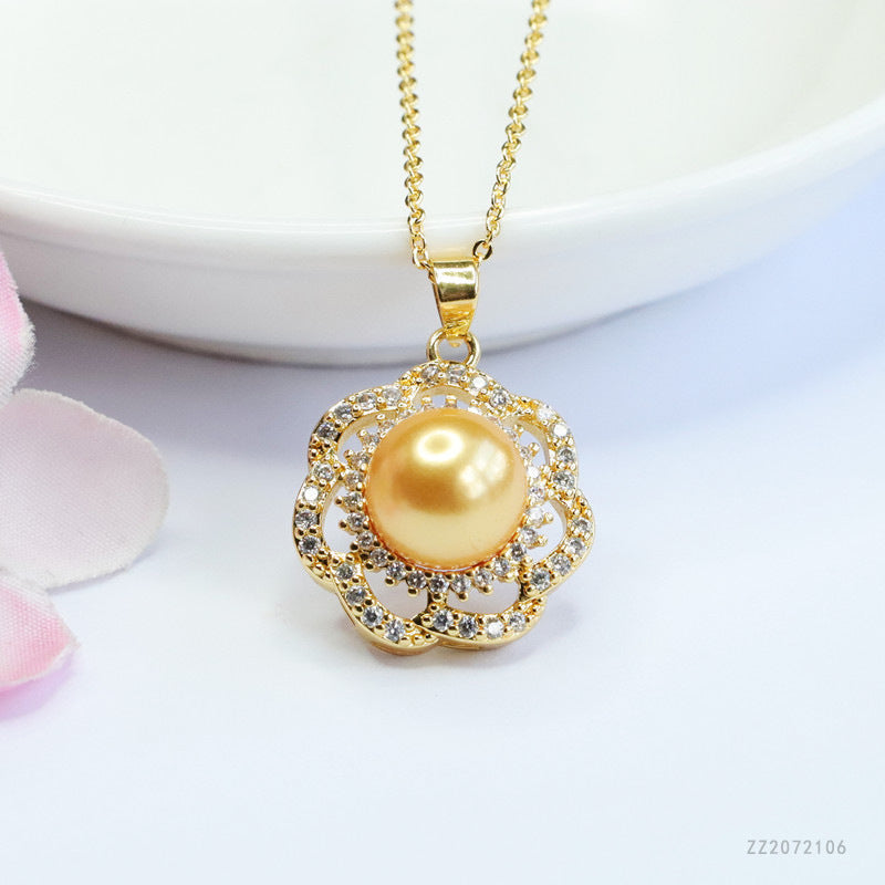 Champagne Shell Pearl Seven-Petal Pendant — No Chain