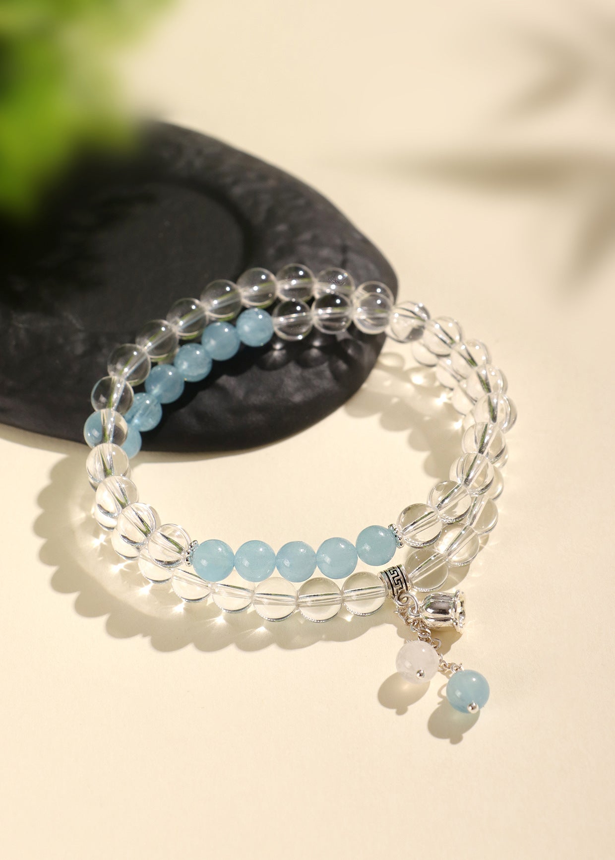 Planderful Fortune's Favor Bracelet – Elegant Aquamarine Beaded Design