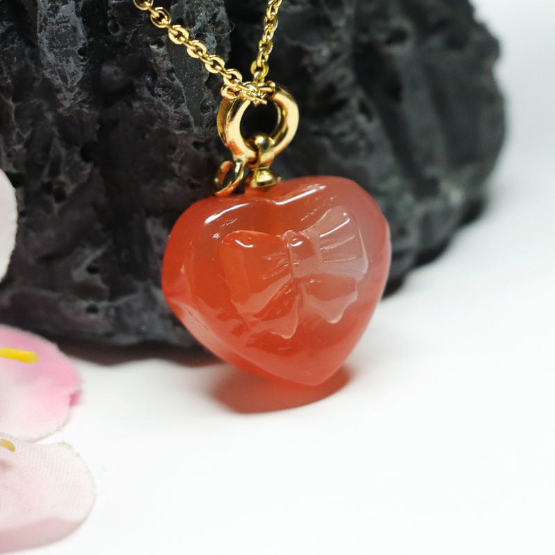 Yanyuan Agate Heart Bow Pendant — No Chain
