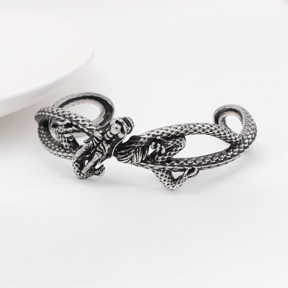 Planderful Everyday Genie – European and American Retro Skull Titanium Steel Bracelet for Men