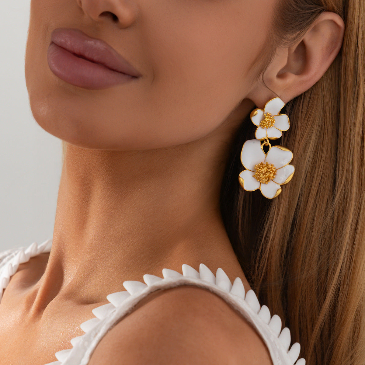 Planderful Vienna Verve 3D Metal Flower Stud Earrings For Women Premium Retro Statement Jewelry