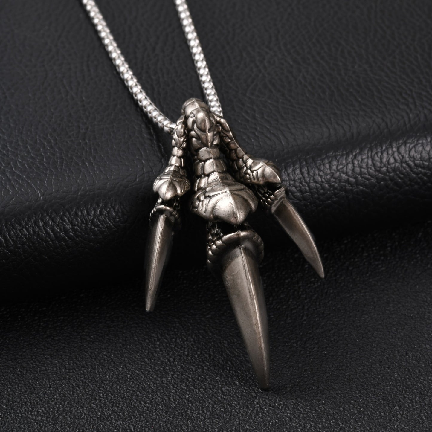 Iron Warrior Men's Necklace Stainless Steel Chain Alloy Dragon Claw Pendant Necklace