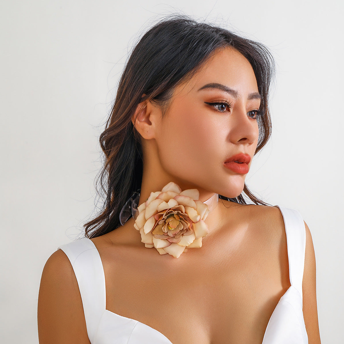 Vienna Verve Spun Silk Necklace with Leather Buckle