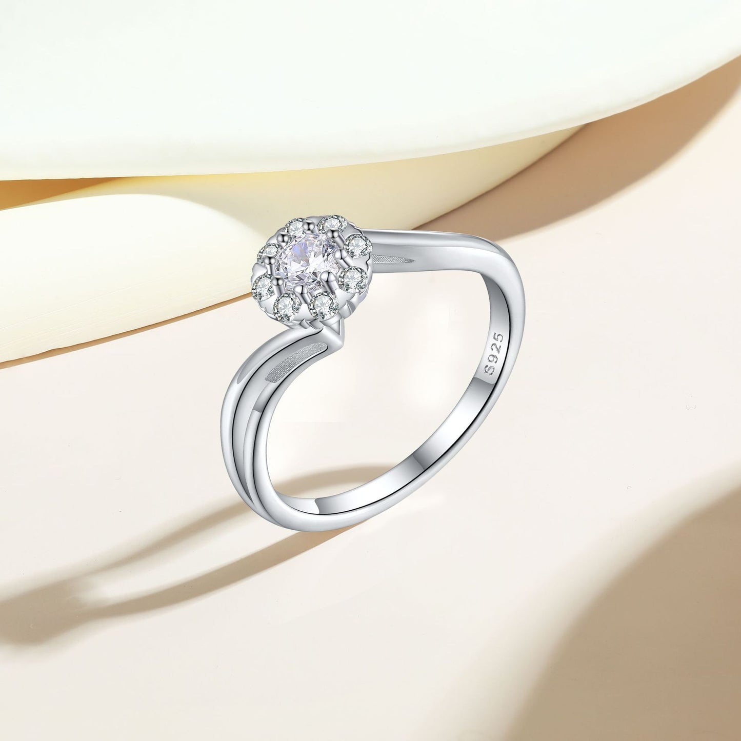 New 925 Sterling Silver Six-Claw Zircon Wedding Ring