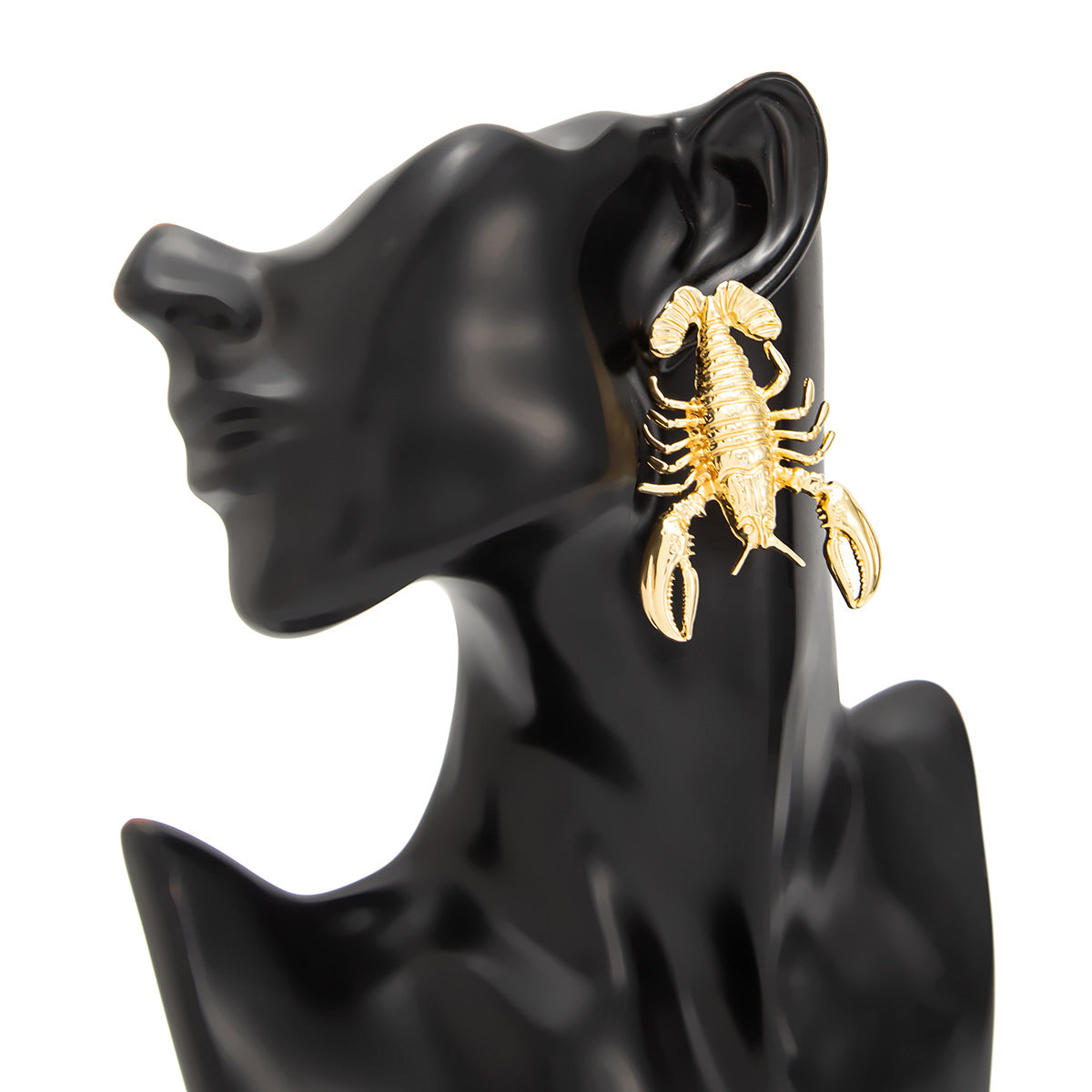 Planderful Lobster Pendant Stud Earrings For Women 3D Ocean Style Design Vienna Verve Collection