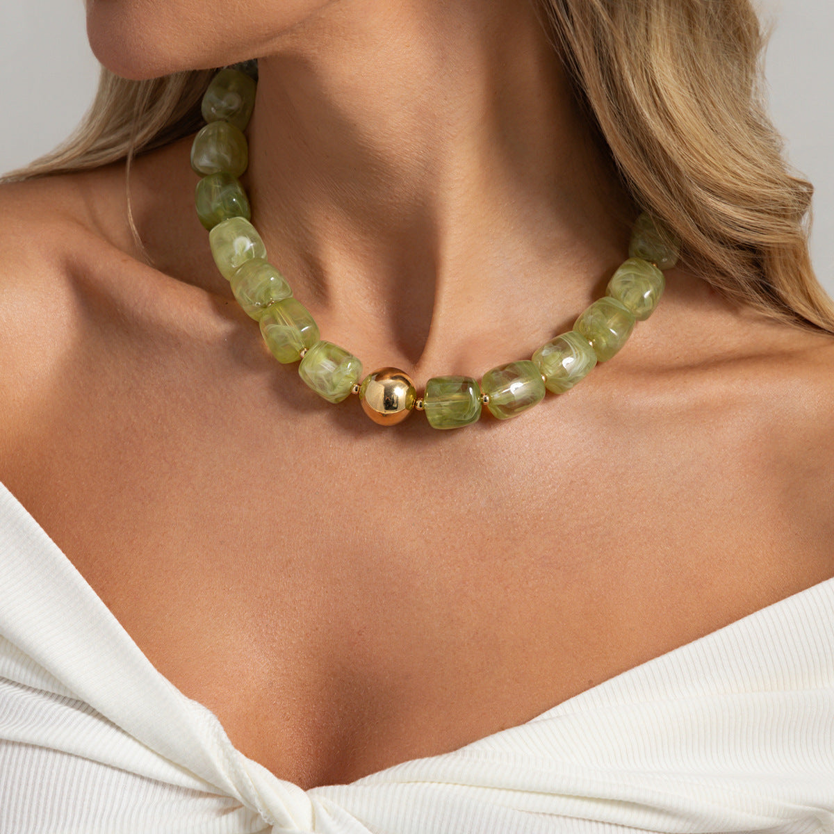 Design Color Resin Beaded Necklace Holiday Style Smudged Multi-Color Collarbone Necklace