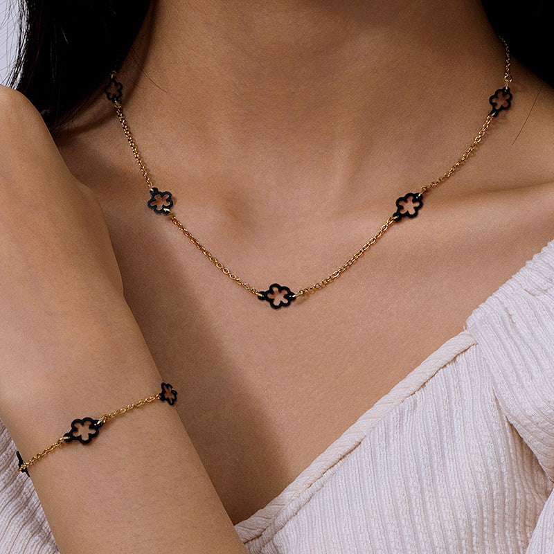Summer Versatile Metal Clover Necklace Bracelet Set for Women
