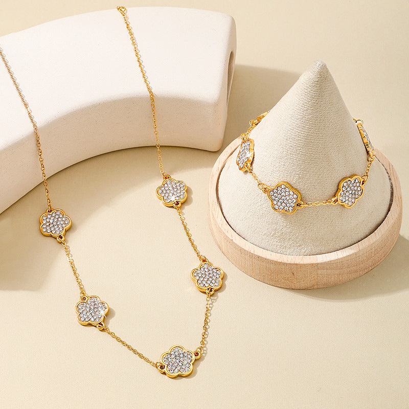 Elegant Clover Flower Jewelry Set for Women by Planderful