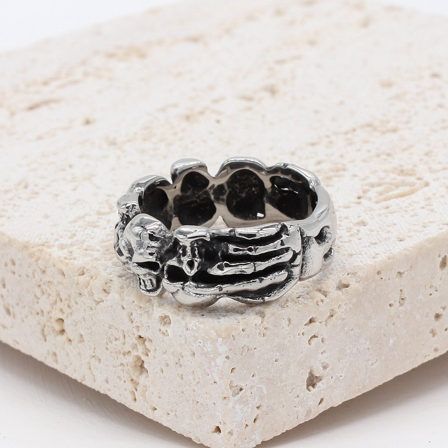 Planderful Titanium Steel Skull Ring Men Personalized Retro Claws Unisex Protection Statement