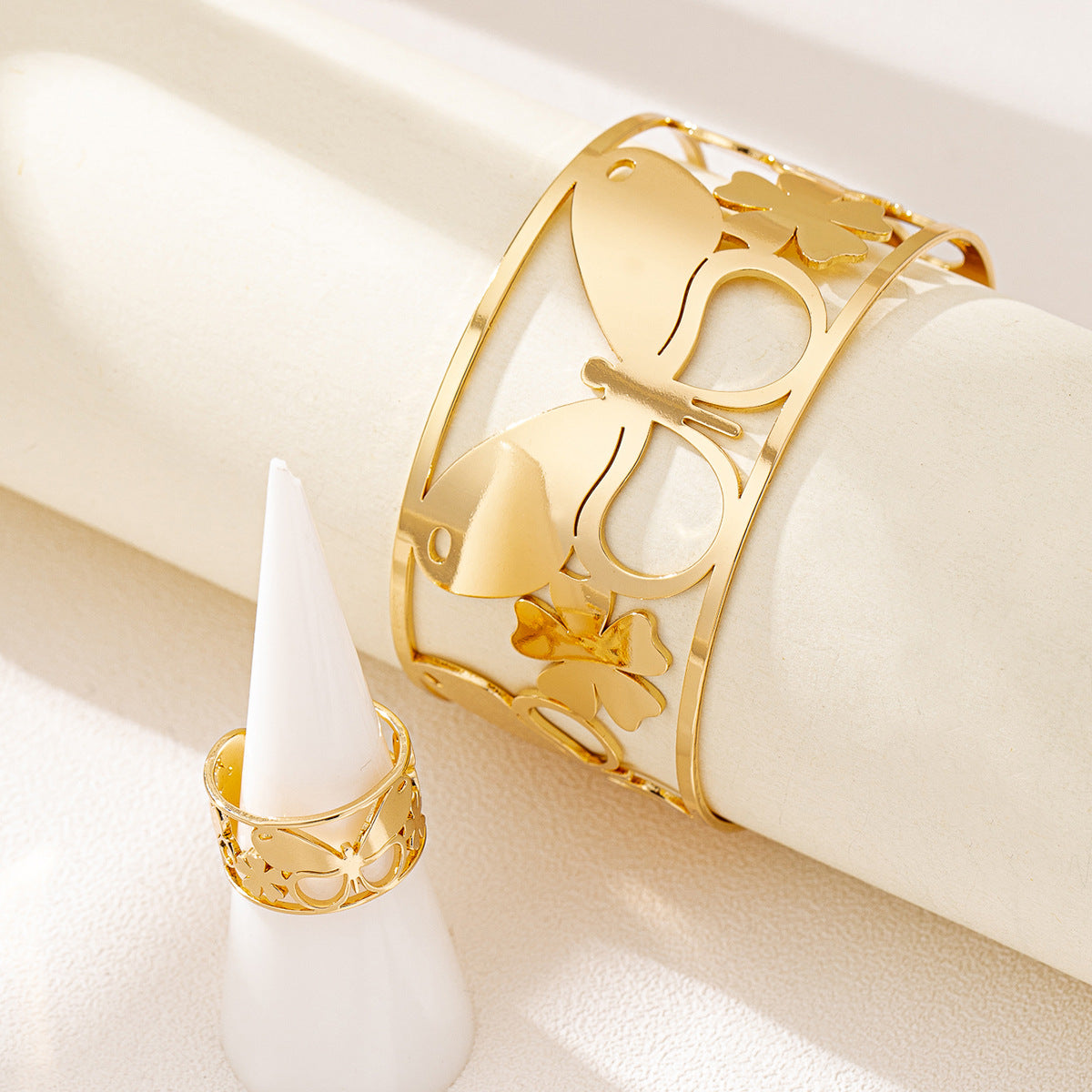 Retro Flower Butterfly Jewelry Set for Women by Planderful