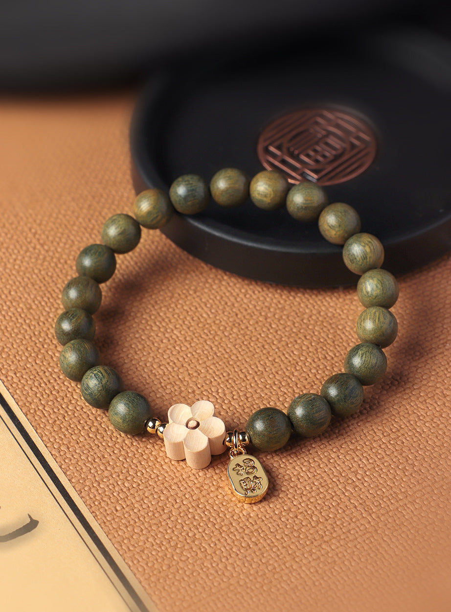Sandalwood Floral Bracelet