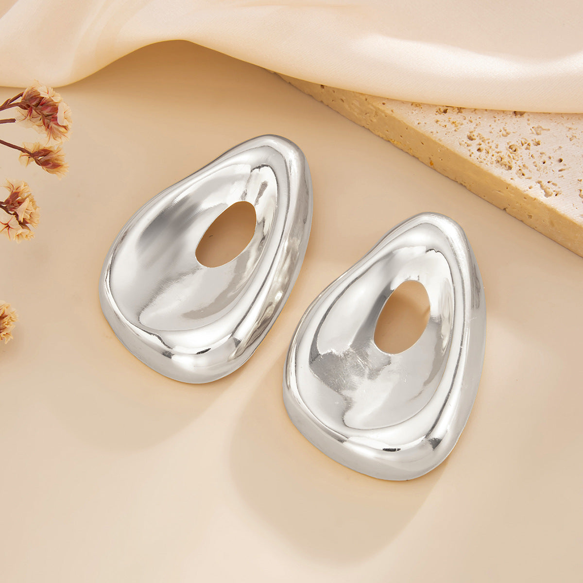Planderful Liquid Metal Waterdrop Earrings Geometric Statement For Modern Women Vienna Verve
