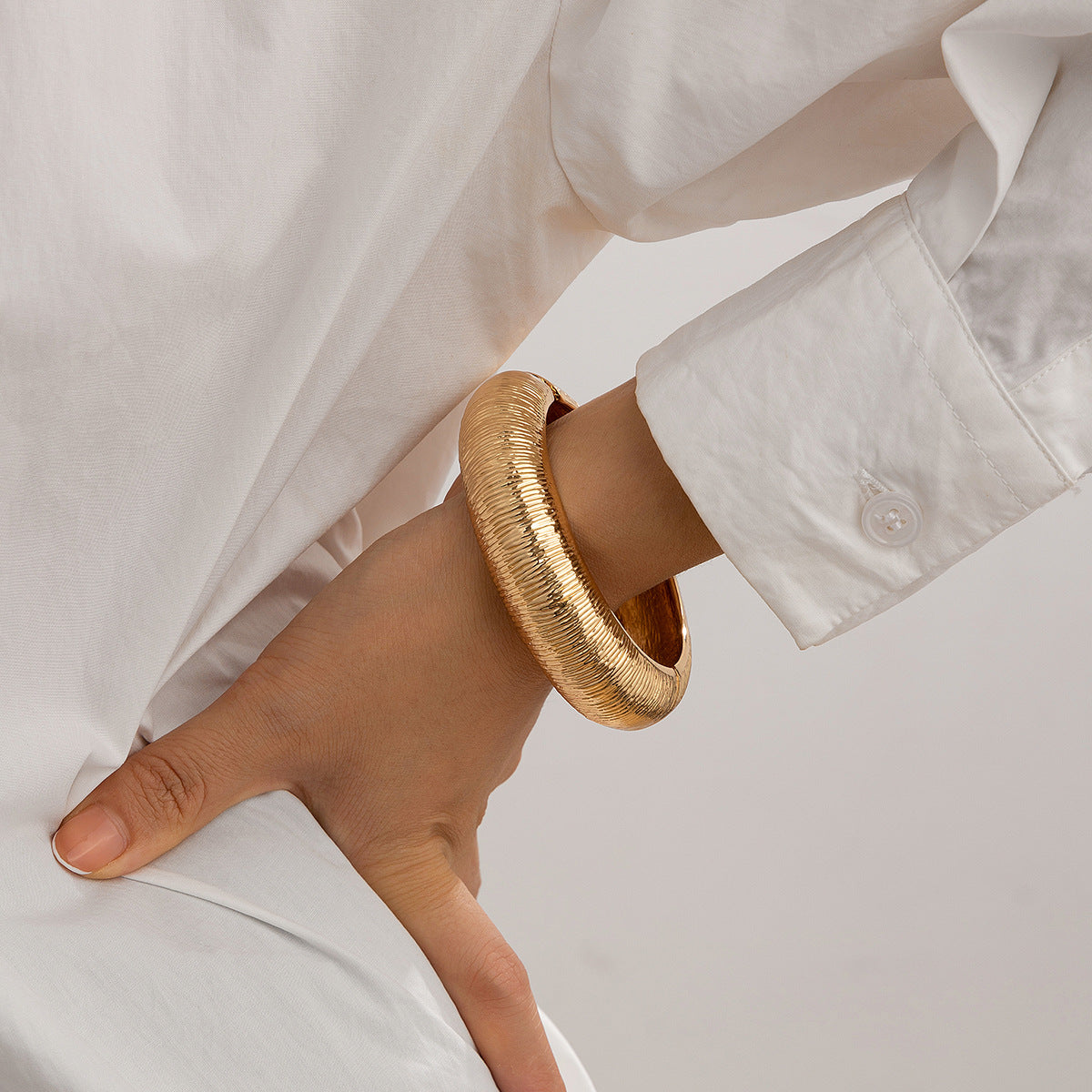Bracelet Exaggerated Leaf Glossy Bang Irregular Stripe Open-Top Bracelet