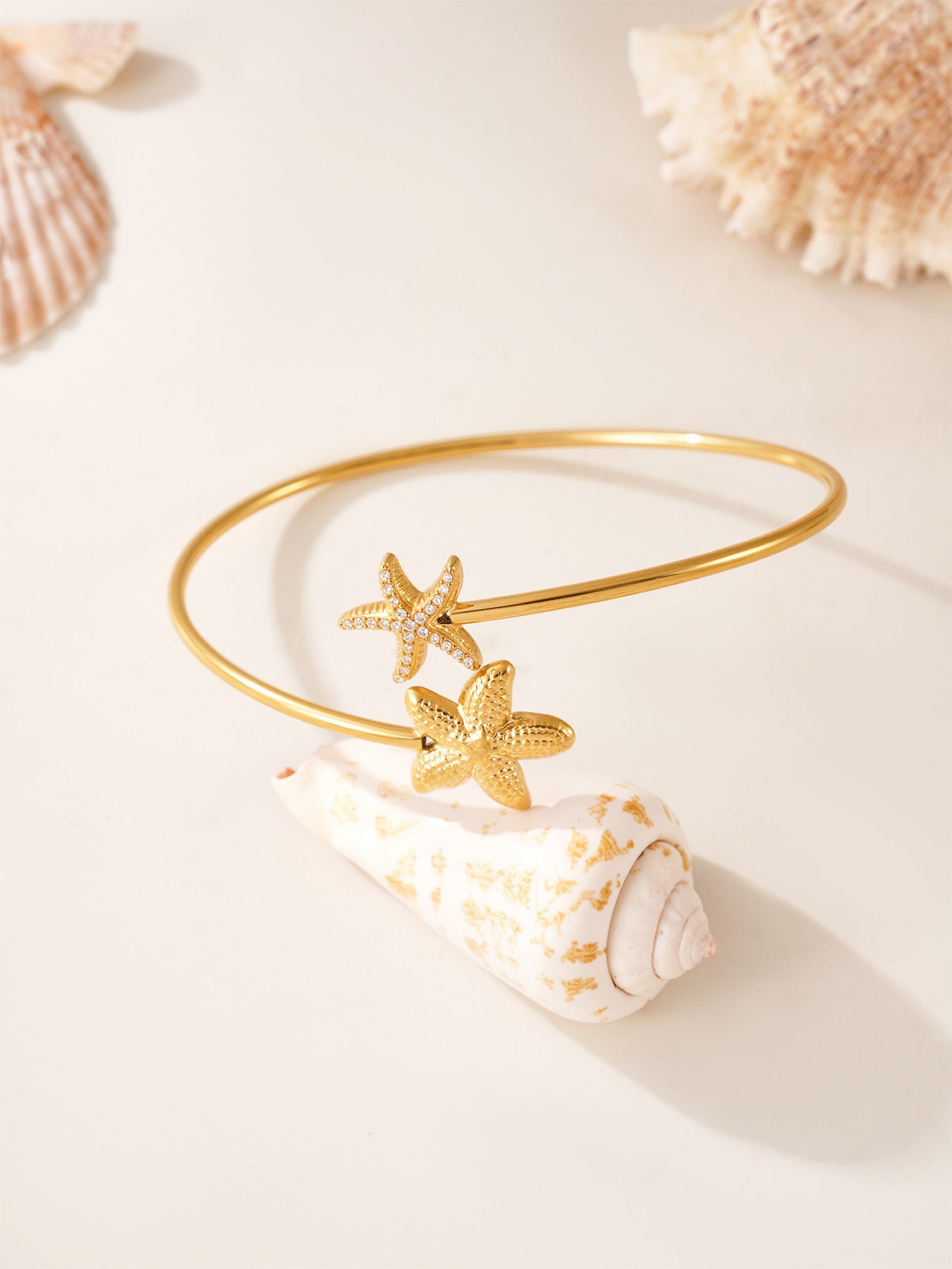 Planderful Genie Bee Starfish Zircon Bracelet For Her